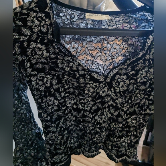 Lace sweater - Picture 2 of 3